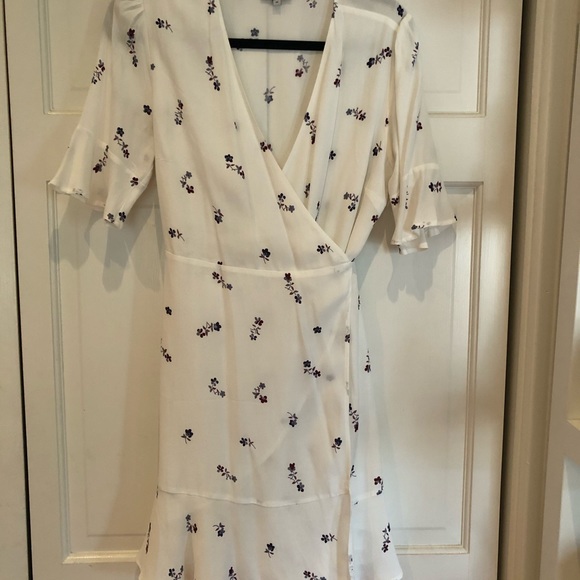 RAILS AIMEE WRAP DRESS WHITE FLORAL PRINT MEDIUM - Picture 4 of 8